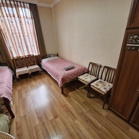 Tamari Guest House Telavi Bagian luar foto