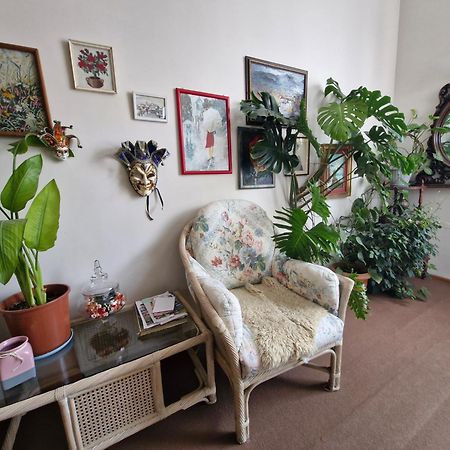 Tamari Guest House Telavi Bagian luar foto