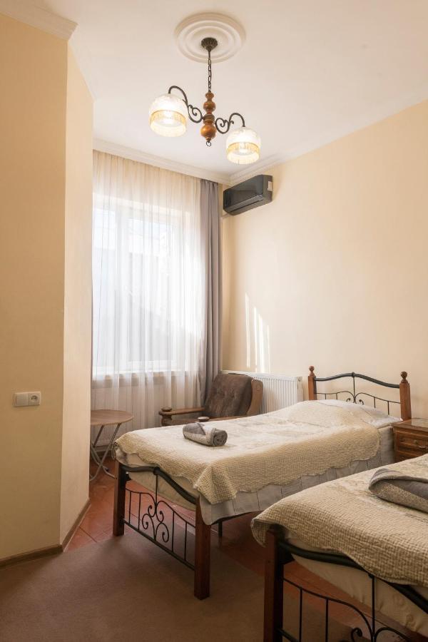 Tamari Guest House Telavi Bagian luar foto