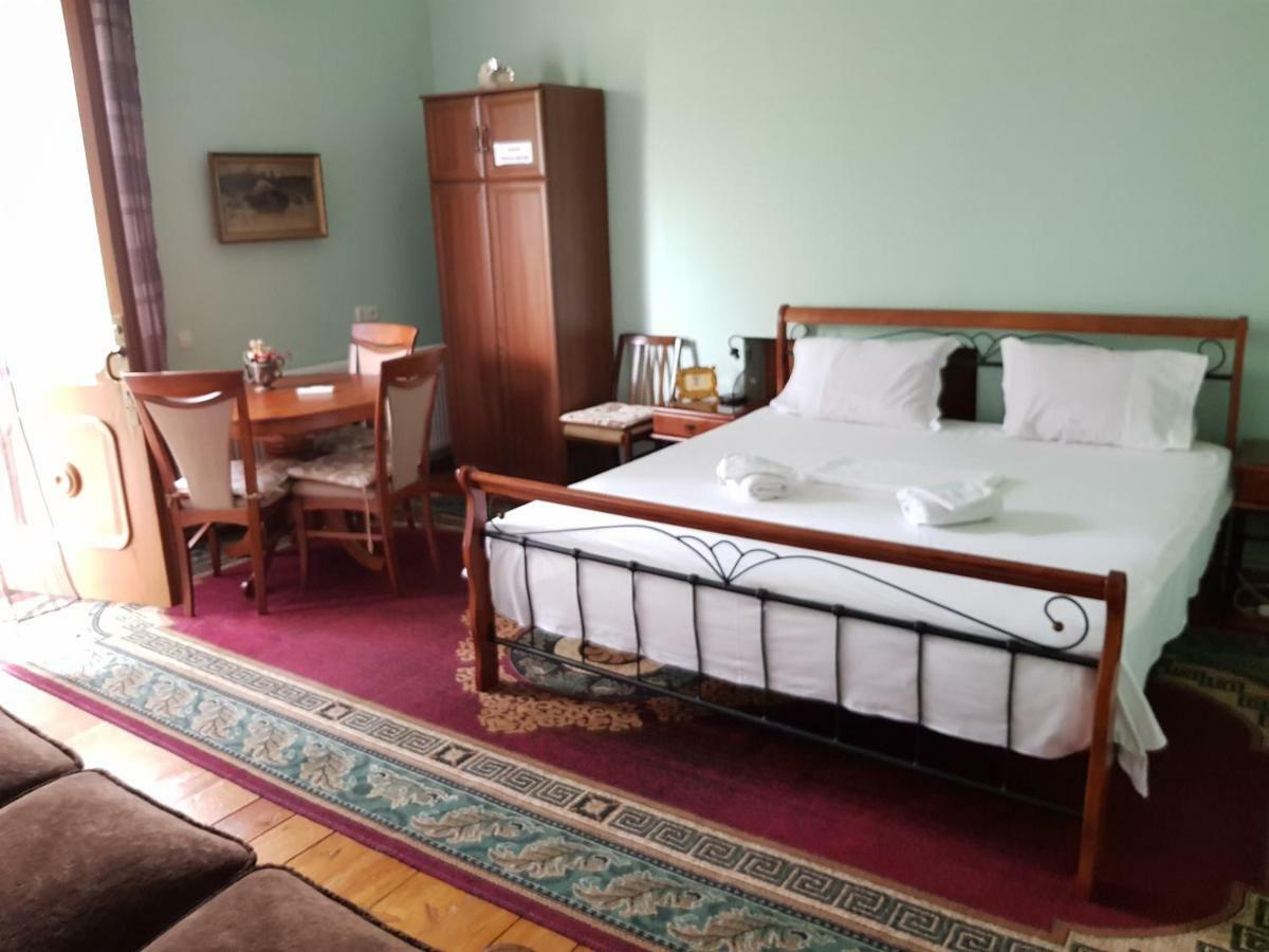 Tamari Guest House Telavi Bagian luar foto